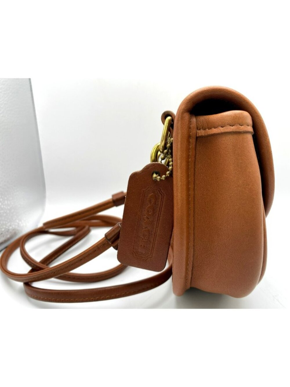 Vintage Coach Watson Bag B7C-9826 British Tan Brown Leather Brass Crossbody 9826 - Picture 4 of 13